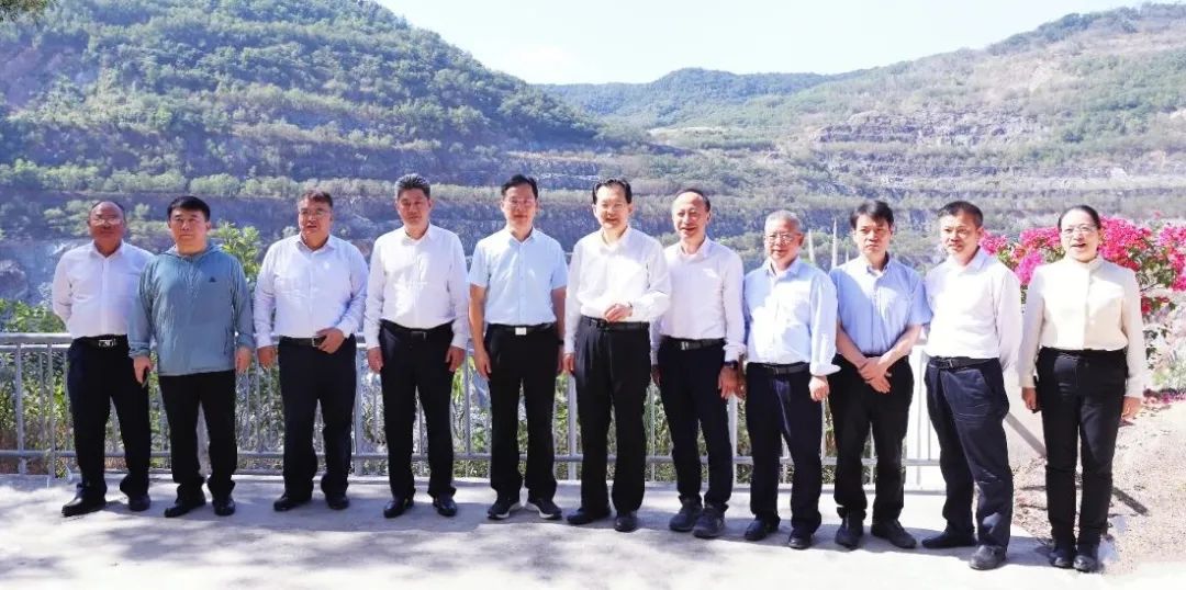 天然资源部到云顶集团发展新一轮找矿突破战术行动专题调研3.jpg