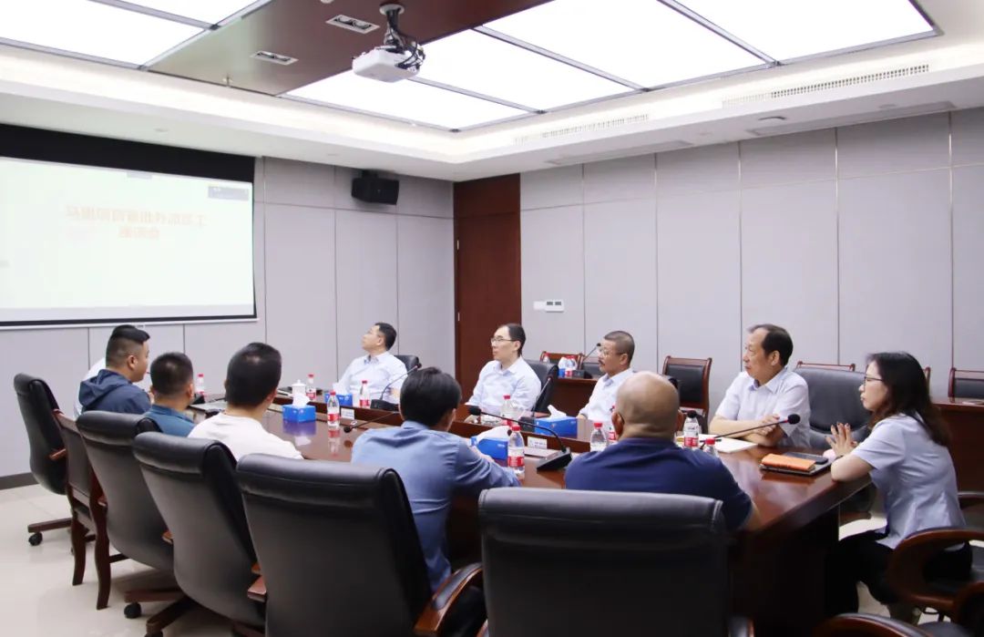 4名员工即将启程前往马里 增援Bougouni锂矿建设1.jpg