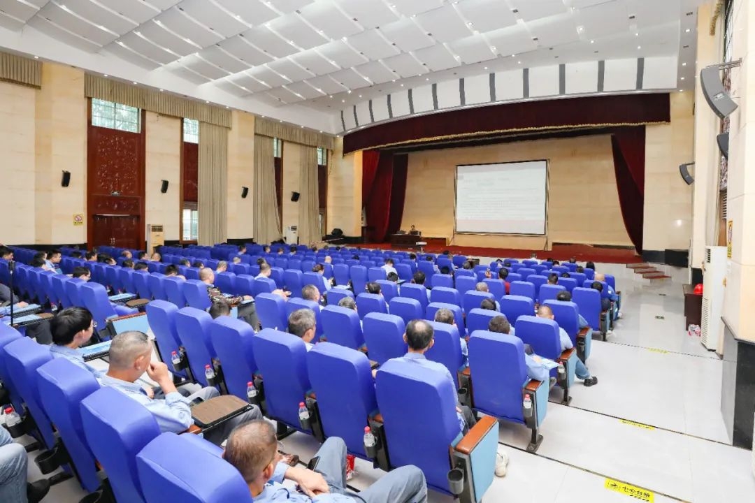 夯实安全出产根基 云顶集团进行安全出产知识培训班